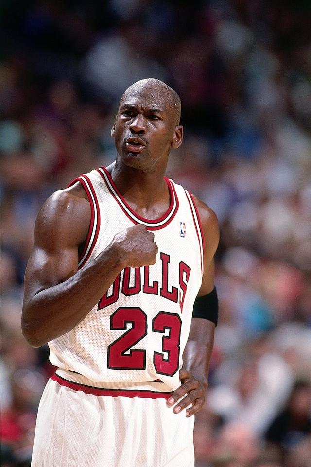 在防守端也 在防守端也