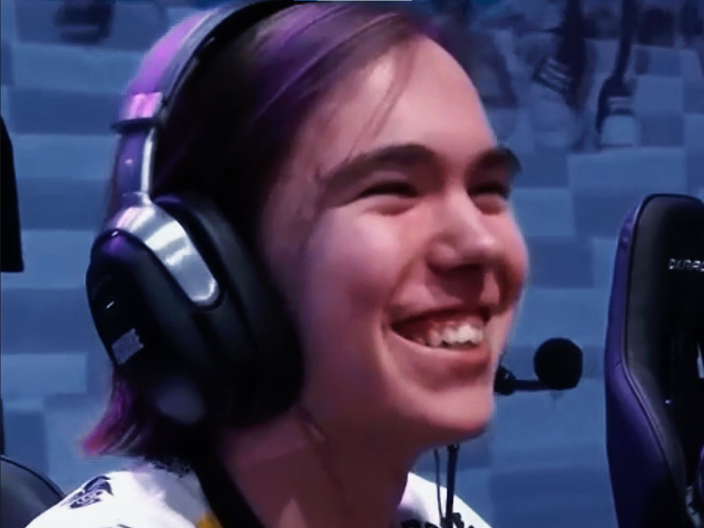 管理层稳定 管理层稳定