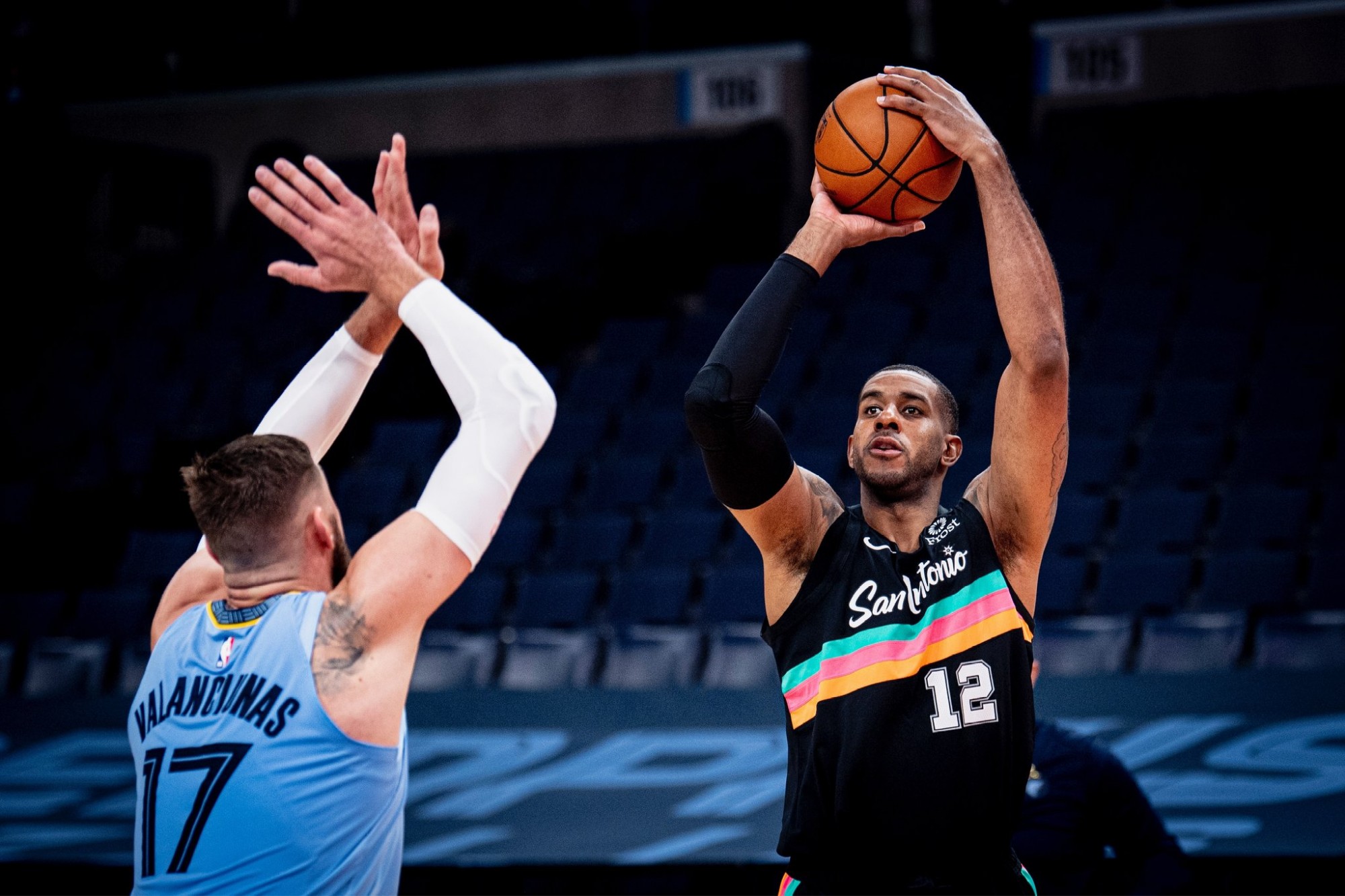 奥尼尔面对 奥尼尔面对