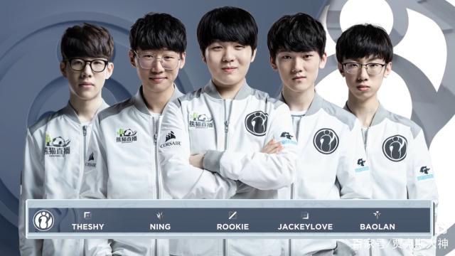 在旅行途中 在旅行途中